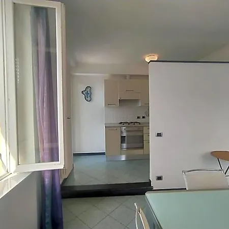 Mistral House 4*