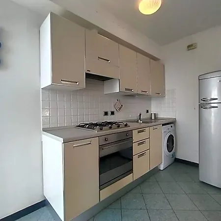 Mistral House 4* ليفانتو